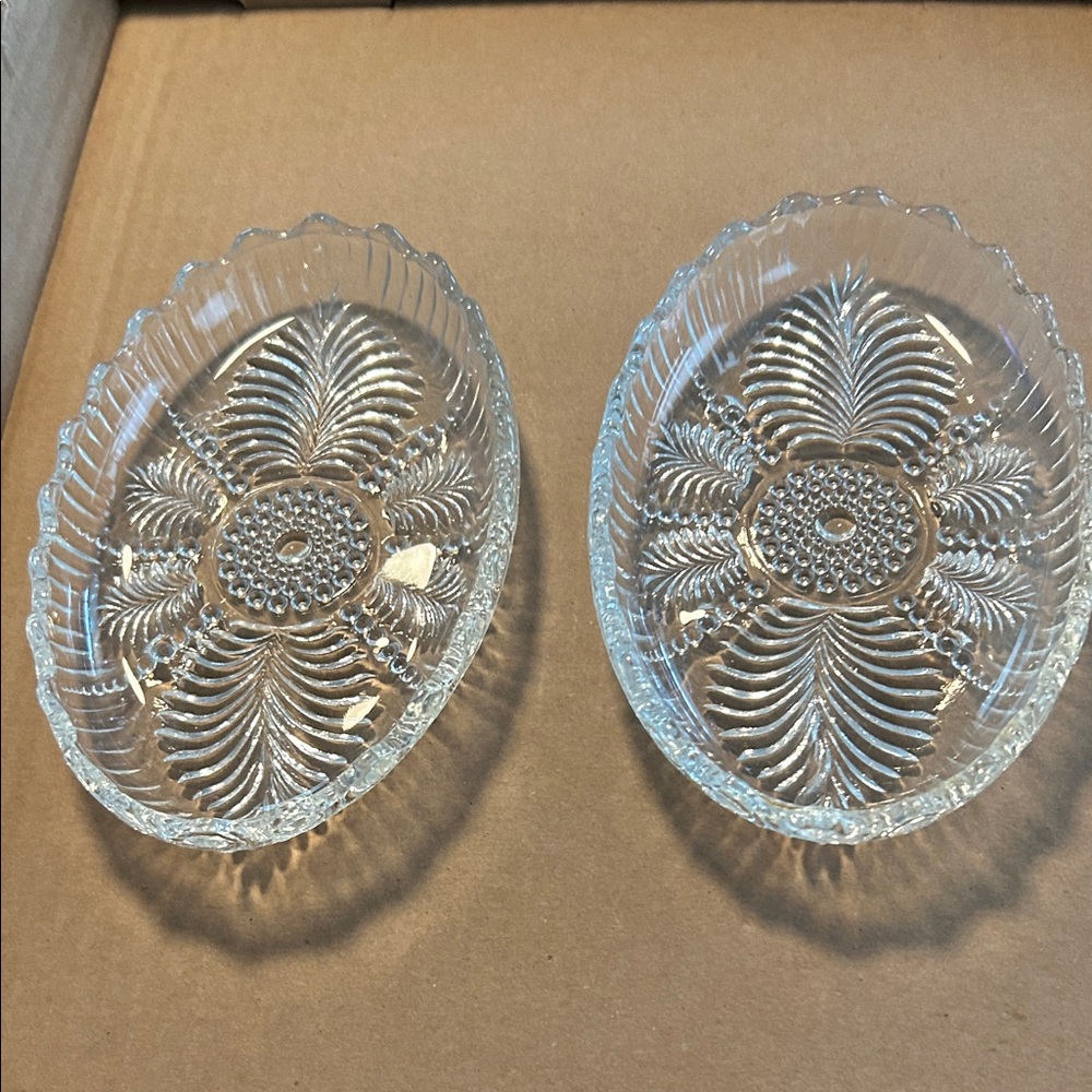 Set of 2  vintage clear oval glass dishes